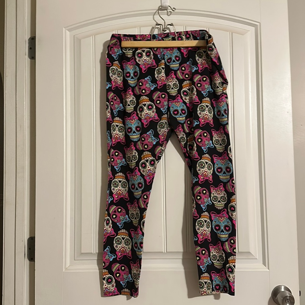 Sugar skull leggings